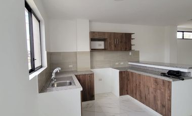 En alquiler lujoso y moderno departamento en Alamos Norte, Guayaquil
