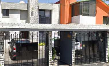 CASA de garantía hipotecaria en San Juan, Valle Dorado, Tlalnepantla de Baz, Estado de México, México