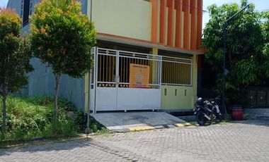 DIJUAL RUMAH 2 LANTAI PERUMAHAN KOTA BARU DRIYOREJO GRESIK