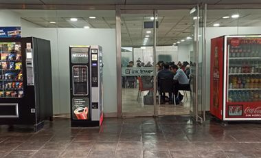 Venta de oficina en exclusivo edificio frente al Jockey Plaza