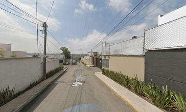 Atención Inversionistas!! Gran venta de Casa en Remate, Col. San Isiddro la Paz, Nicolas Romero.
