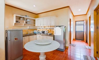 Beachfront 2 Bedroom House for Sale in Compostela