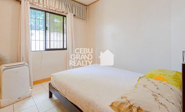 Beachfront 2 Bedroom House for Sale in Compostela