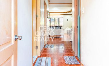 Beachfront 2 Bedroom House for Sale in Compostela