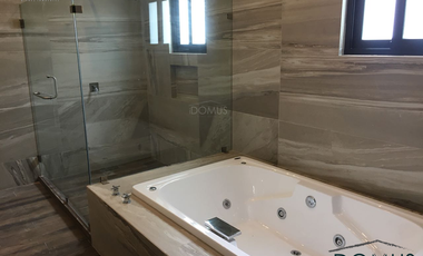 VENDO CASA EN DOLORES AMUEBLADA