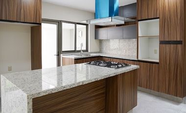CASA EN VENTA ARGENTA