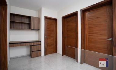 CASA EN VENTA ARGENTA
