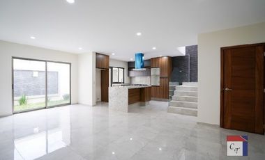 CASA EN VENTA ARGENTA