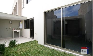 CASA EN VENTA ARGENTA
