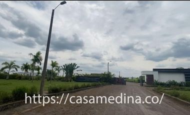 LOTE CAMPESTRE VIA RESTREPO