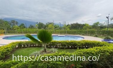 LOTE CAMPESTRE VIA RESTREPO