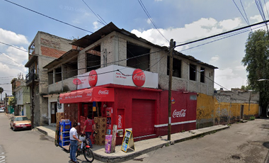 Casa en venta en Xochimilco muy cerca de periférico sur MUY AMPLIA
