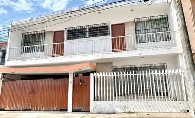 VENTA | CASA CON AMPLIO PATIO 4 RECAMARAS FRACCIONAMIENTO REFORMA