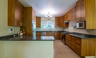 Linda casa en Riberas del pilar! PRECIO REDUCIDO!!