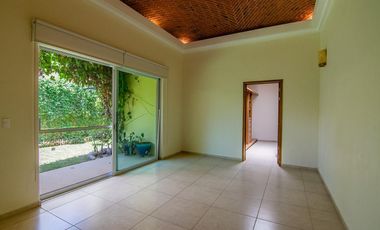 Linda casa en Riberas del pilar! PRECIO REDUCIDO!!