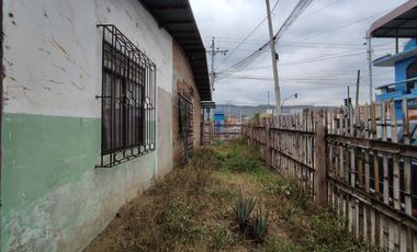 Terreno comercial esquinero de venta en Portoviejo