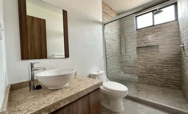 CASA EN VENTA EN LOMAS DE COCOYOC