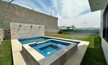 CASA EN VENTA EN LOMAS DE COCOYOC