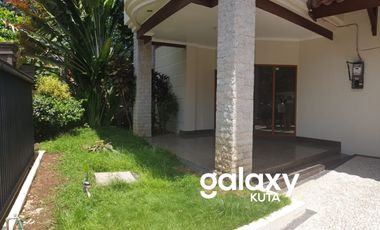 DIJUAL / DISEWAKAN RUMAH MEWAH PEMUDA DEKAT PLAZA RENON DENPASAR, BALI