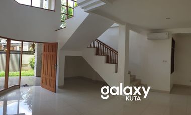 DIJUAL / DISEWAKAN RUMAH MEWAH PEMUDA DEKAT PLAZA RENON DENPASAR, BALI