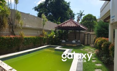 DIJUAL / DISEWAKAN RUMAH MEWAH PEMUDA DEKAT PLAZA RENON DENPASAR, BALI