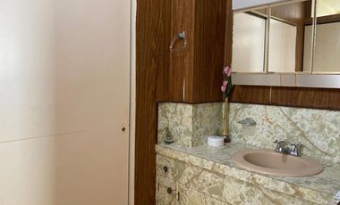 Se vende departamento al pie de la playa Salinas