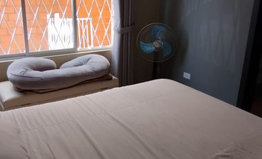 ELEGANTE Y MODERNA CASA
