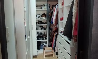 ELEGANTE Y MODERNA CASA