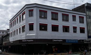 Se arriendan Oficinas Centrales 35 mts2 hasta 45 Mts2 en pleno centro Valdivia, Chile