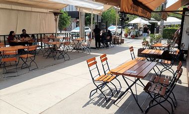 LOCALES MANUEL MONTT