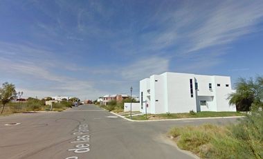 ¡APROVECHA ESTA INCREÍBLE OPORTUNIDAD PARA HACER CRECER TU PATRIMONIO! Casa en REMATE BANCARIO Residencial Longoria, Nuevo Laredo, Tamaulipas