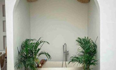 Rumah villa full furnish ada kolam renang di dekat hotel sheraton