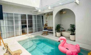 Rumah villa full furnish ada kolam renang di dekat hotel sheraton