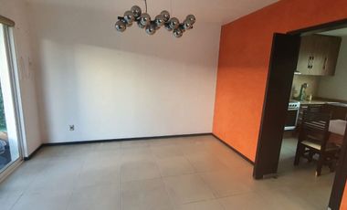 Amplia y Hermosa Casa en Renta en Metepec a 2 Cuadra De Av Tecnológico y Av Las Torres a Unos Pasos De La Estación Del Tren Tecnológico