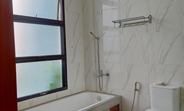 Fully Furnished 3 Beds House and Lot with Swimming Pool (inside in high end subdivision, overlooking mountain breeze)