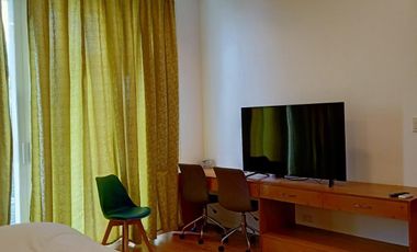 Fully Furnished 3 Beds House and Lot with Swimming Pool (inside in high end subdivision, overlooking mountain breeze)