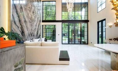 Sale with Tenant Quarter 31