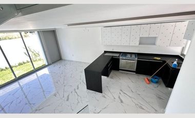 CASA EN VENTA EN COTO NOUVE