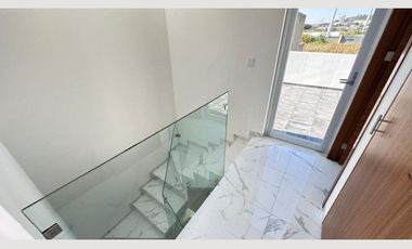 CASA EN VENTA EN COTO NOUVE