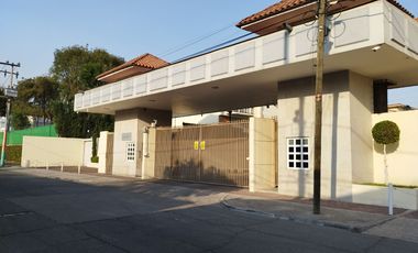 AAA Casa en Venta en Privada en Colón Echegaray