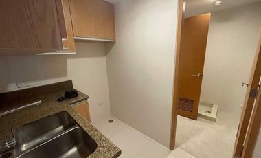 RUSH SALE: BRAND NEW Madison ParkWest BGC Taguig Corner 3 bedroom