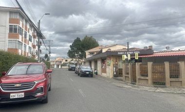 Oportunidad departamento en venta con 110m2C en los Multifamiliares El Jardín – Cuenca