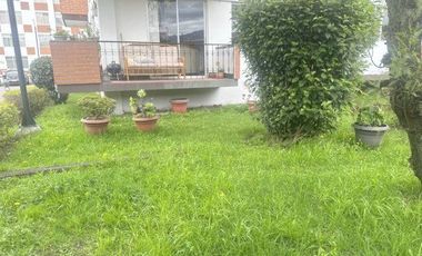 Oportunidad departamento en venta con 110m2C en los Multifamiliares El Jardín – Cuenca