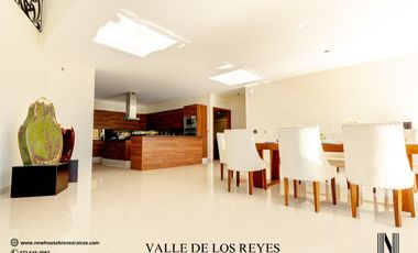 CASA EN VENTA EN VALLE DE LOS REYES