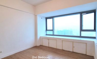 2 Bedroom condo with amazing view for Sale One Shangri-la Place Ortigas Center