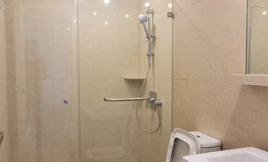 2 Bedroom condo with amazing view for Sale One Shangri-la Place Ortigas Center