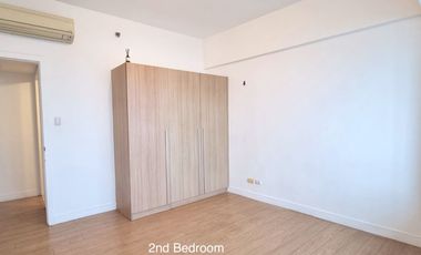 2 Bedroom condo with amazing view for Sale One Shangri-la Place Ortigas Center