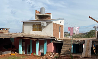 Casa con Local Comercial