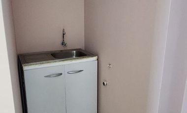 Venta de casa de 4 pisos en Barrios Altos