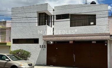 Venta de Casa en Excelente Ubicación en Casa Mata, Morelia